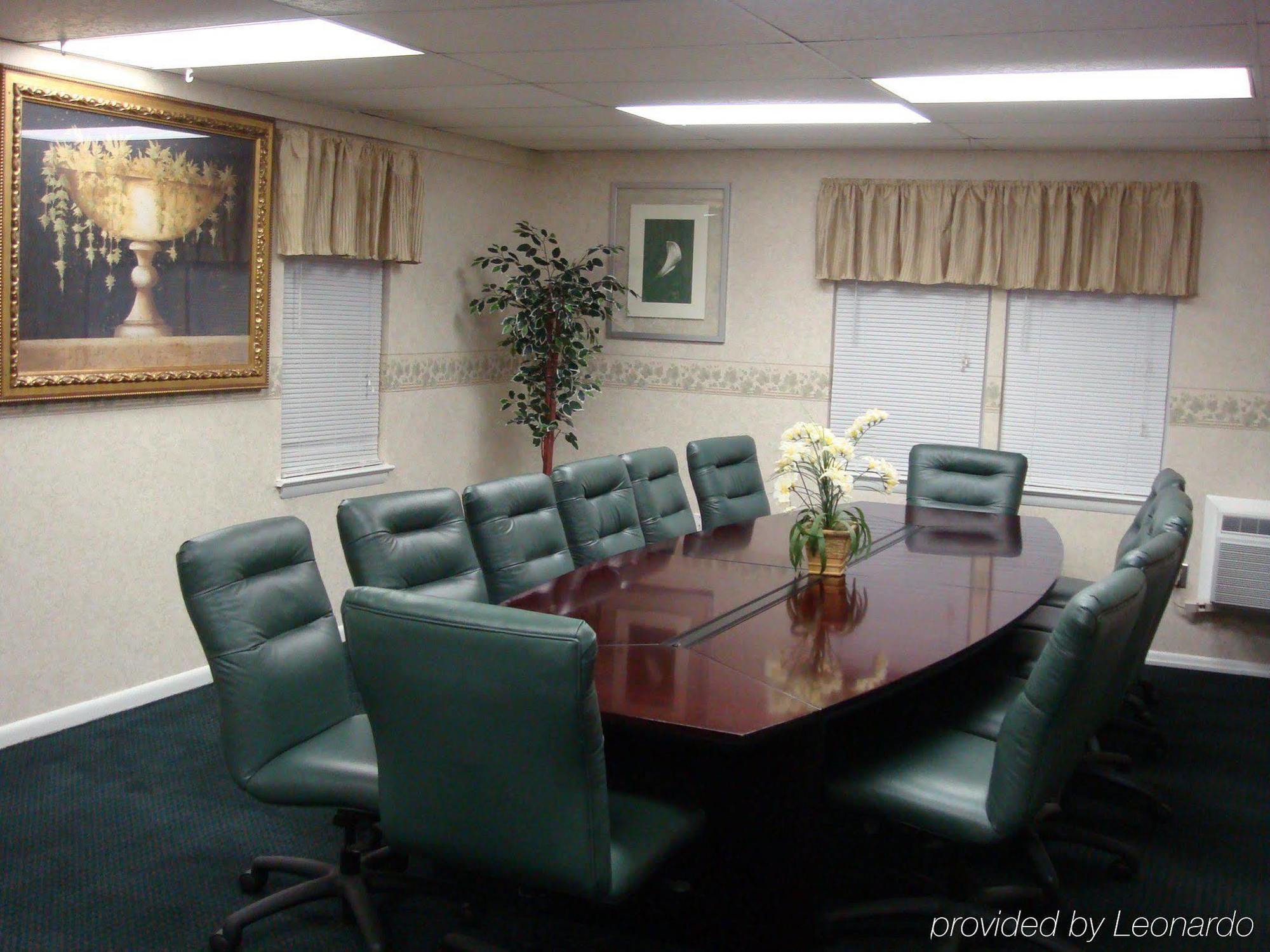 Executive Inn & Suites Upper Marlboro Konforlar fotoğraf